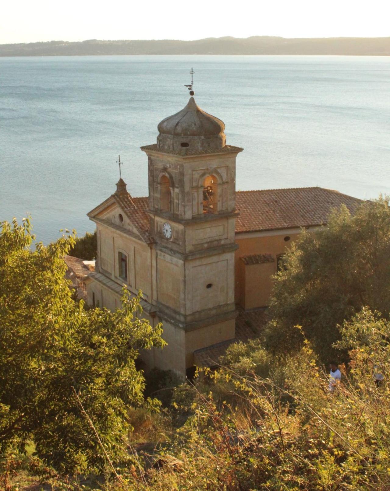 Dolce Lago Trevignano Romano Exterior photo